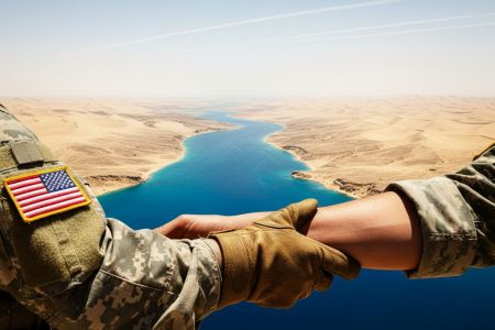 五角大楼证实美军150余人伤亡，全球能源市场面临崩溃风险