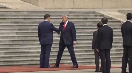 川普抵达北京与习近平举行会谈 中美关系进入关键重组阶段
