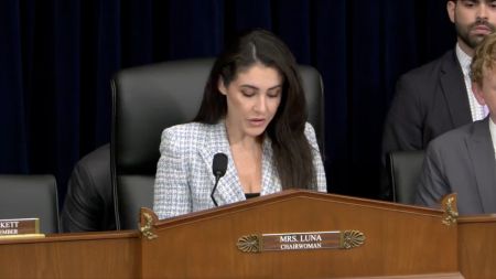 美国国会揭露MKULTRA项目长期隐匿与证据销毁问题 前中央情报局官员称相关研究可能仍未停止